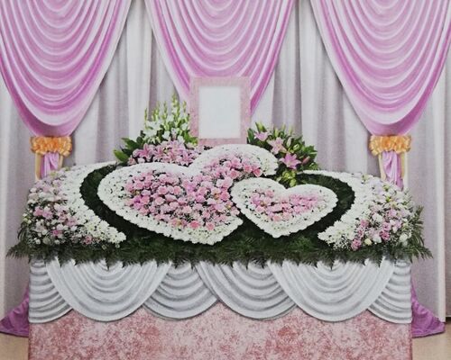 ピンク祭壇