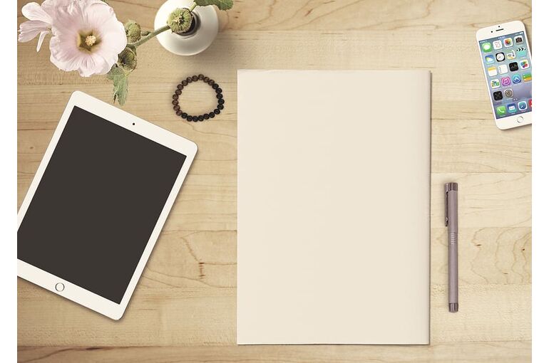 paper-tablet-mobile-phone-flower